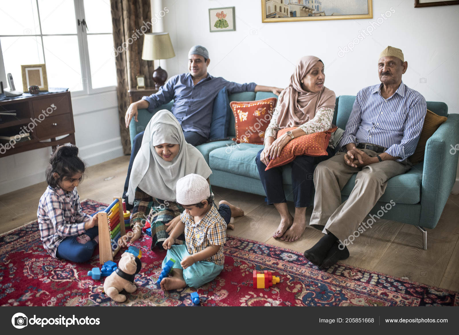 Cara Nabi ﷺ Memperlakukan Keluarga di Rumah
