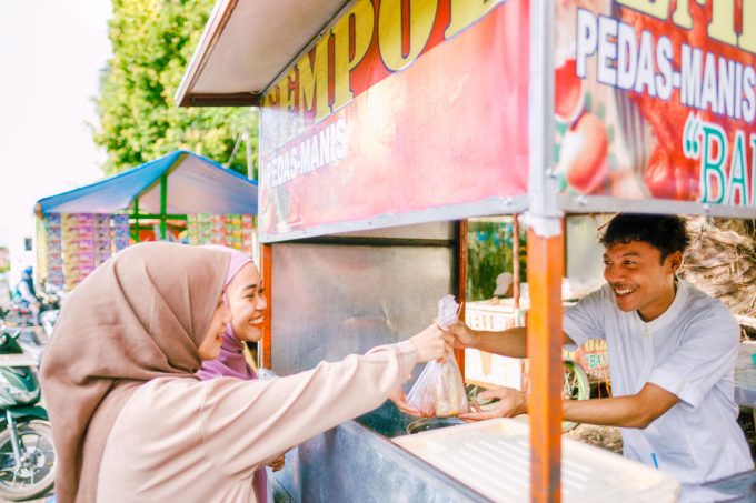 Hadis tentang Rezeki: Benarkah Setiap Orang Sudah Dijamin Rezekinya? Memahami Ikhtiar dan Tawakal dengan Benar