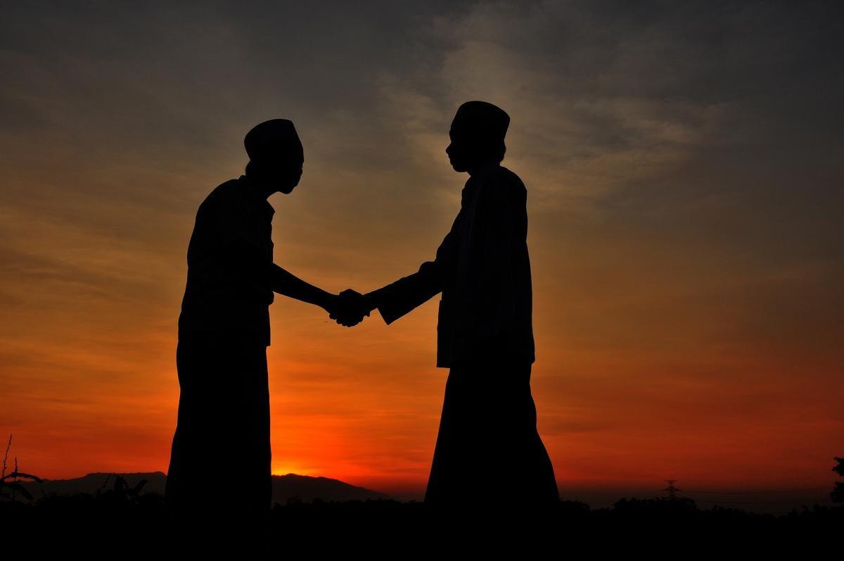 Mengapa Rasulullah ﷺ Tidak Pernah Membalas Keburukan dengan Keburukan? Pelajaran Memaafkan yang Tetap Relevan hingga Hari Ini