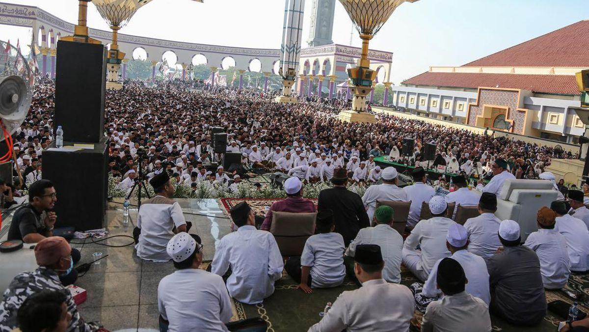 Maulid Nabi ﷺ: Mengapa Umat Islam Memperingati Kelahiran Rasulullah? Sejarah dan Maknanya