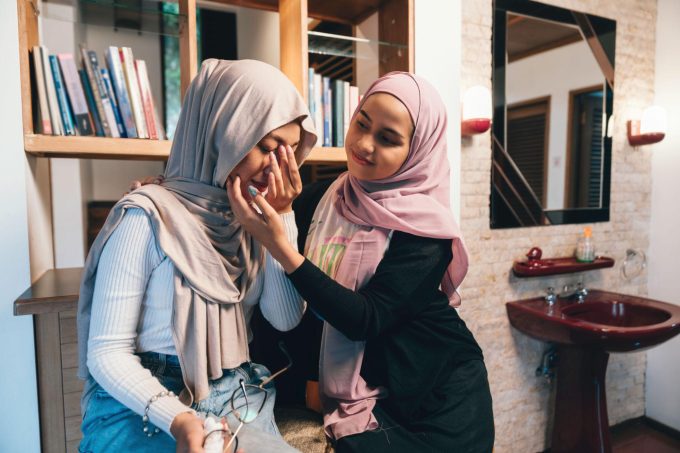 Ketika Orang Lain Gagal, Apakah Kita Harus Menertawakan? Belajar Empati dari Rasulullah ﷺ