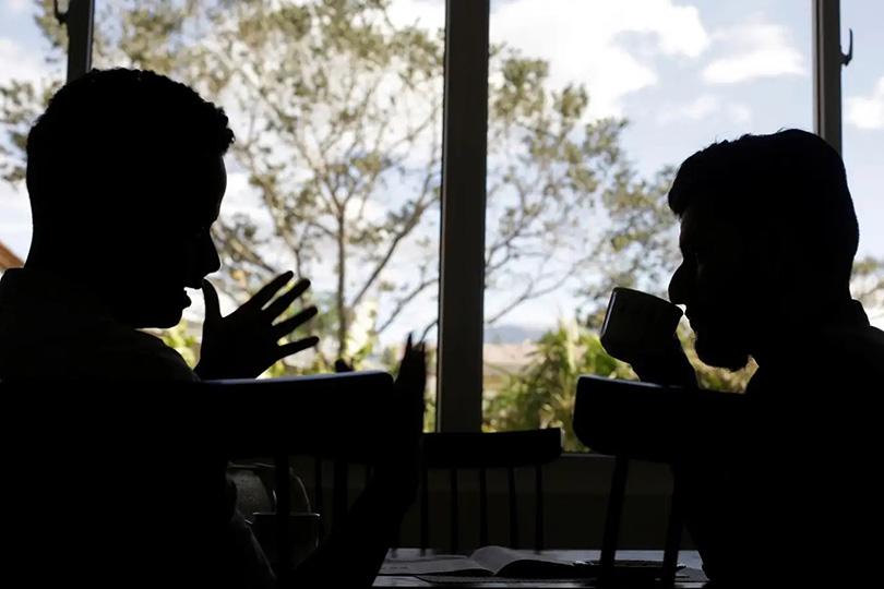 Ghibah, Fitnah, dan Kritik: Di Mana Batasnya Menurut Ajaran Islam?