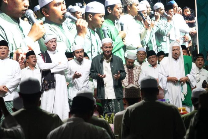 Shalawat Ibrahimiyah vs Shalawat Nariyah: Apa Perbedaannya?